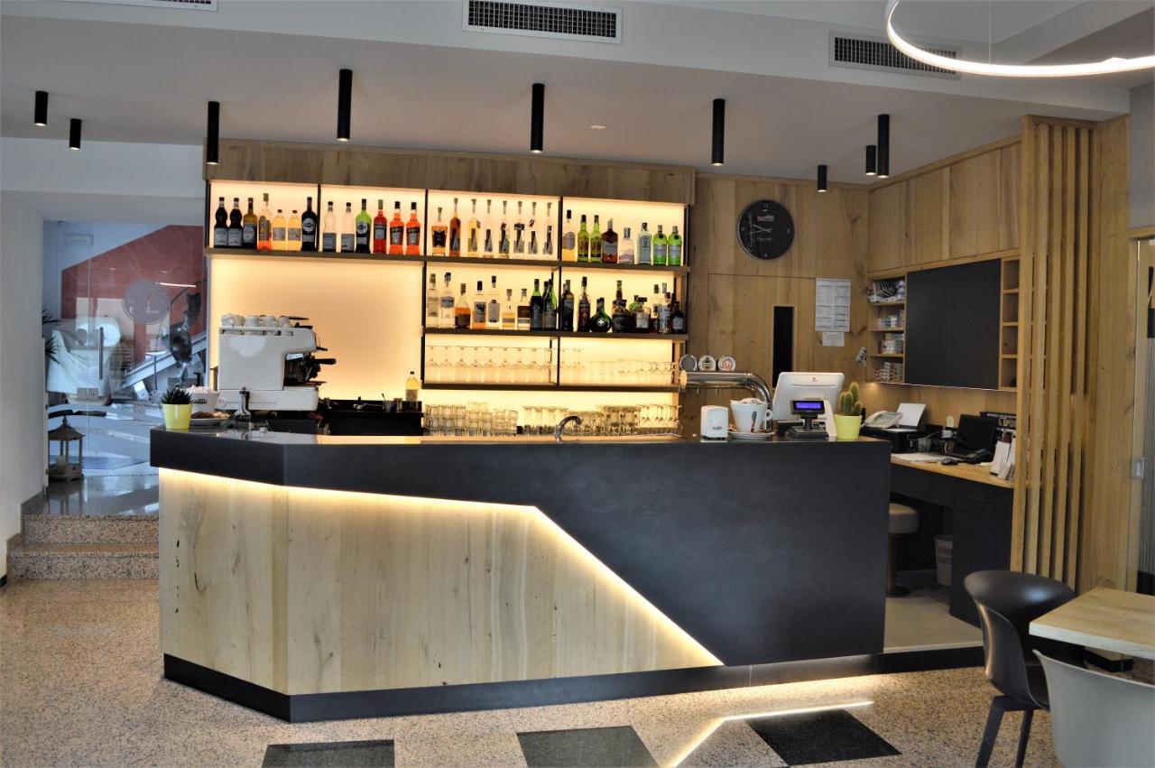 Albergo Ristorante Da Neni Mori Zewnętrze zdjęcie