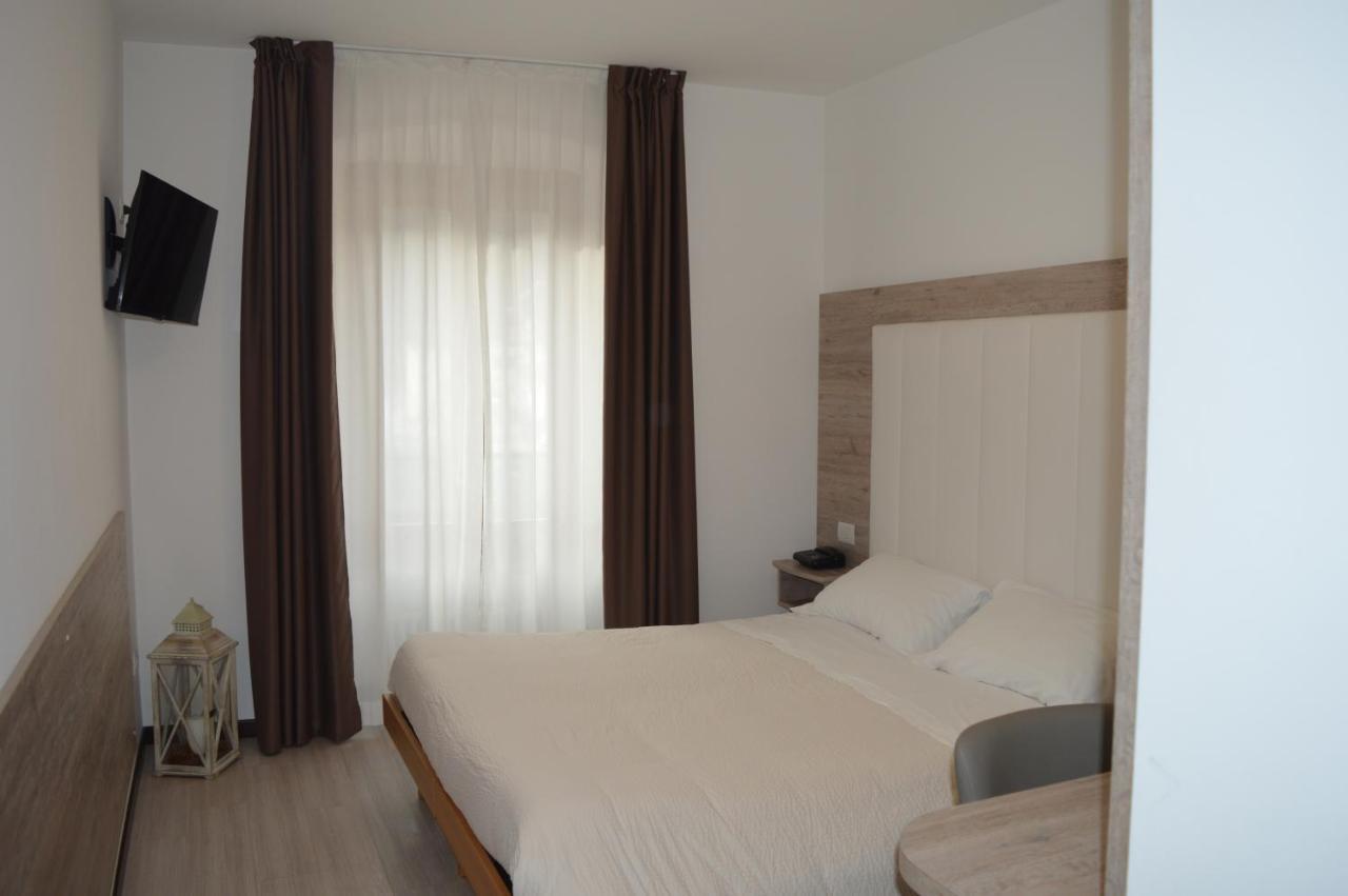 Albergo Ristorante Da Neni Mori Zewnętrze zdjęcie