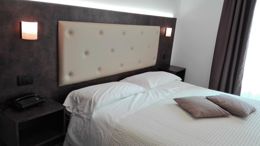 Albergo Ristorante Da Neni Mori Zewnętrze zdjęcie